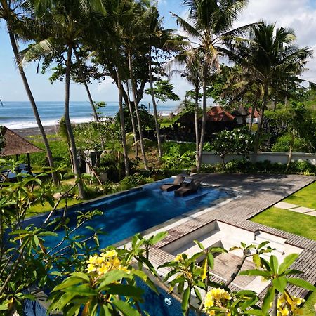 K Ko Surf Village At Keramas Lebih Exterior photo