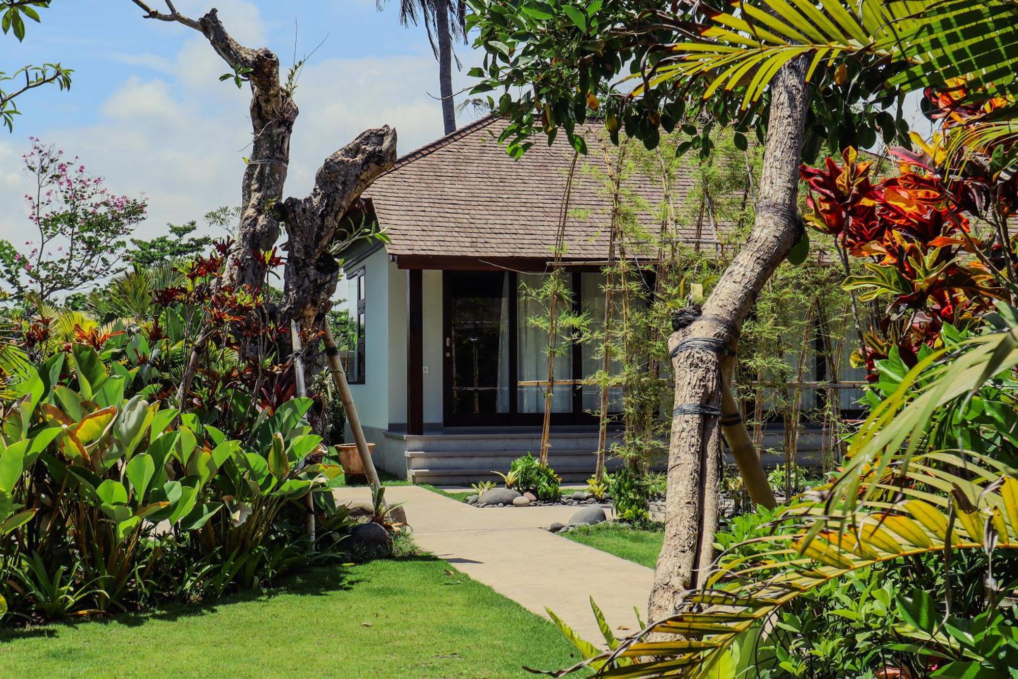 K Ko Surf Village At Keramas Lebih Exterior photo